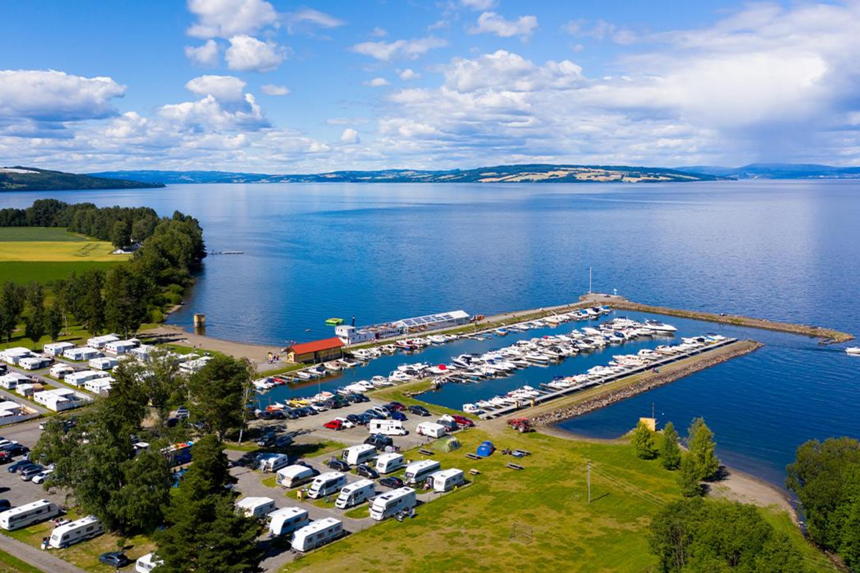 Evjua Camping - Restaurant, camping and accommodation by lake Mjøsa ...